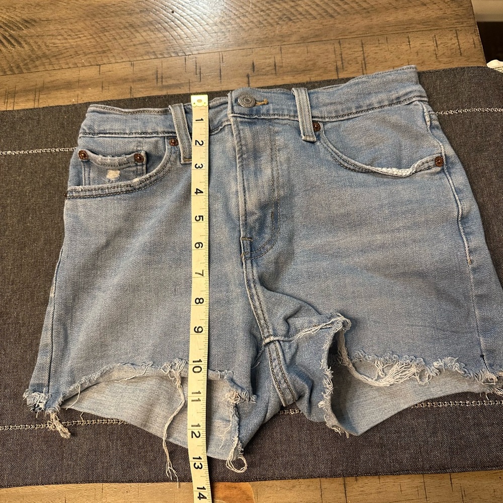 Levi Straus High Waisted Jean Shorts Women's